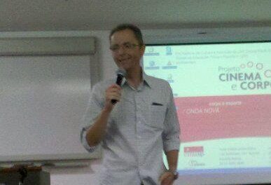 Palestra na EEFE USP aponta mudança nos rumos da Educação Física