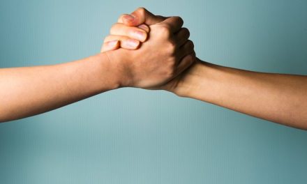 Vínculo trabalhista entre o personal trainer e a academia. Cuidados.