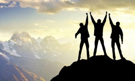 Sucesso profissional. Conheça as 8 leis fundamentais.