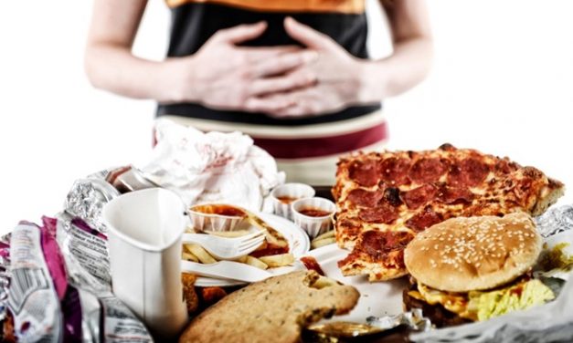 Compulsão alimentar. 10 dicas para ajudar você a se controlar.